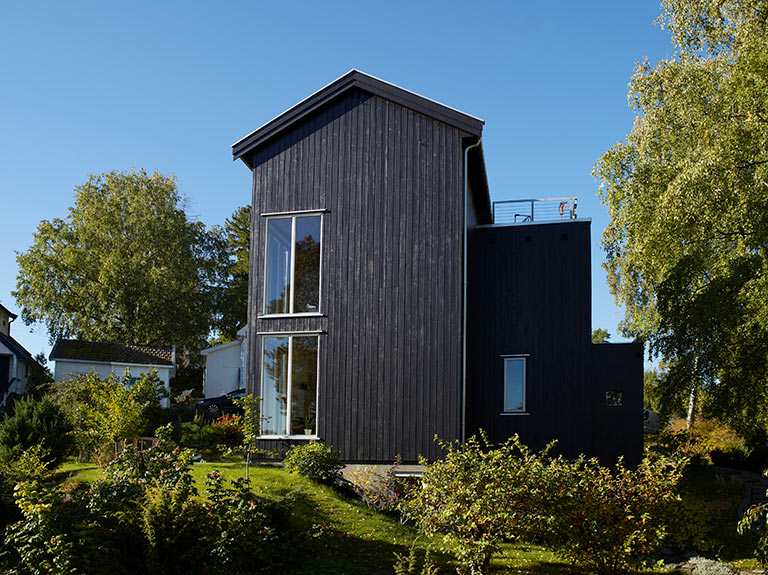 Jotun-0734-Brunsvart_moderne-hus Jotun-0734-Brunsvart_moderne-hus