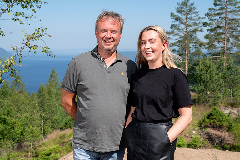 TV2-Sommerhytta-2021_Far_Kurt-og-datter_Veronica TV2-Sommerhytta-2021_Far_Kurt-og-datter_Veronica