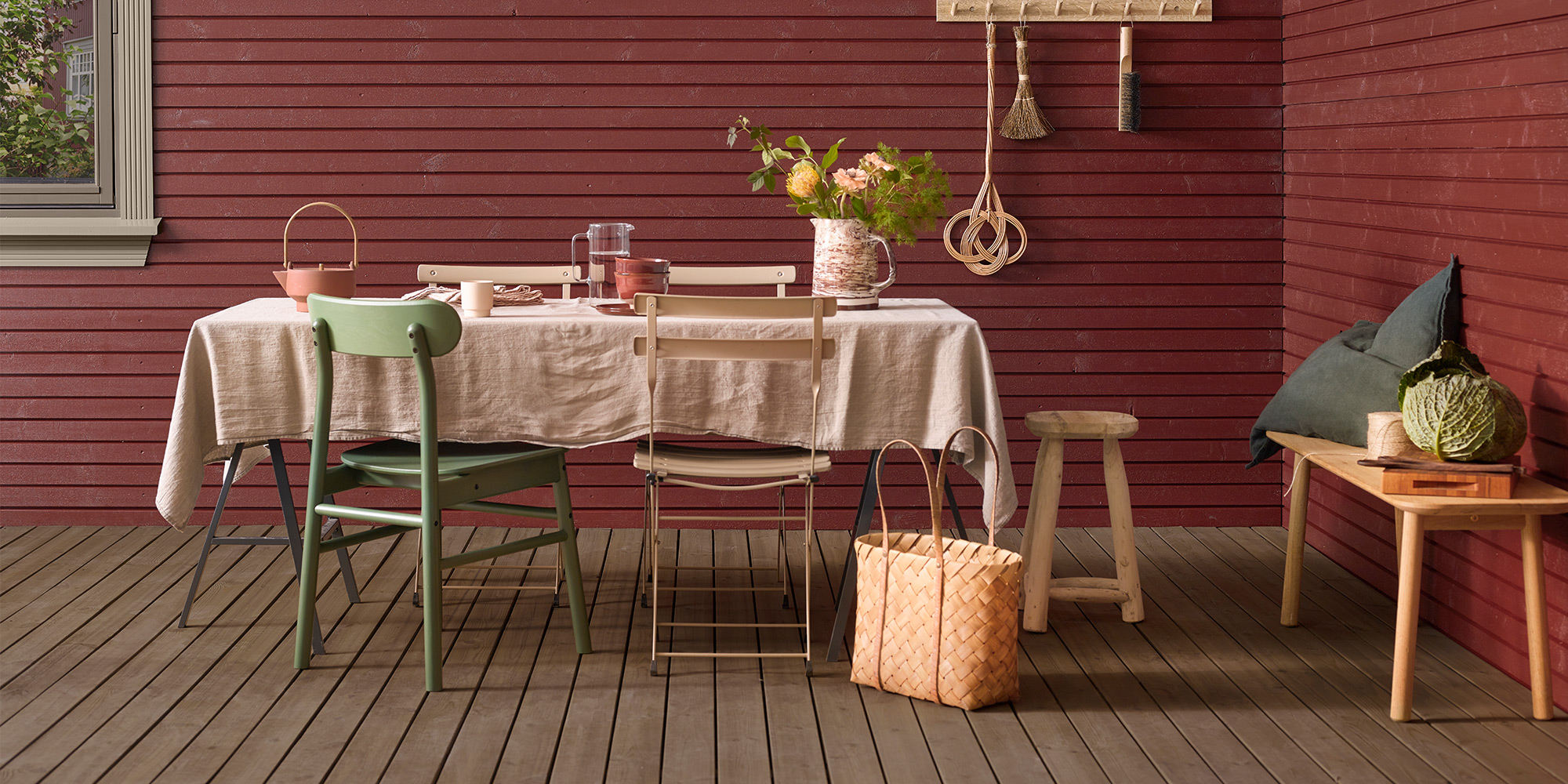 Röda nyanser till huset