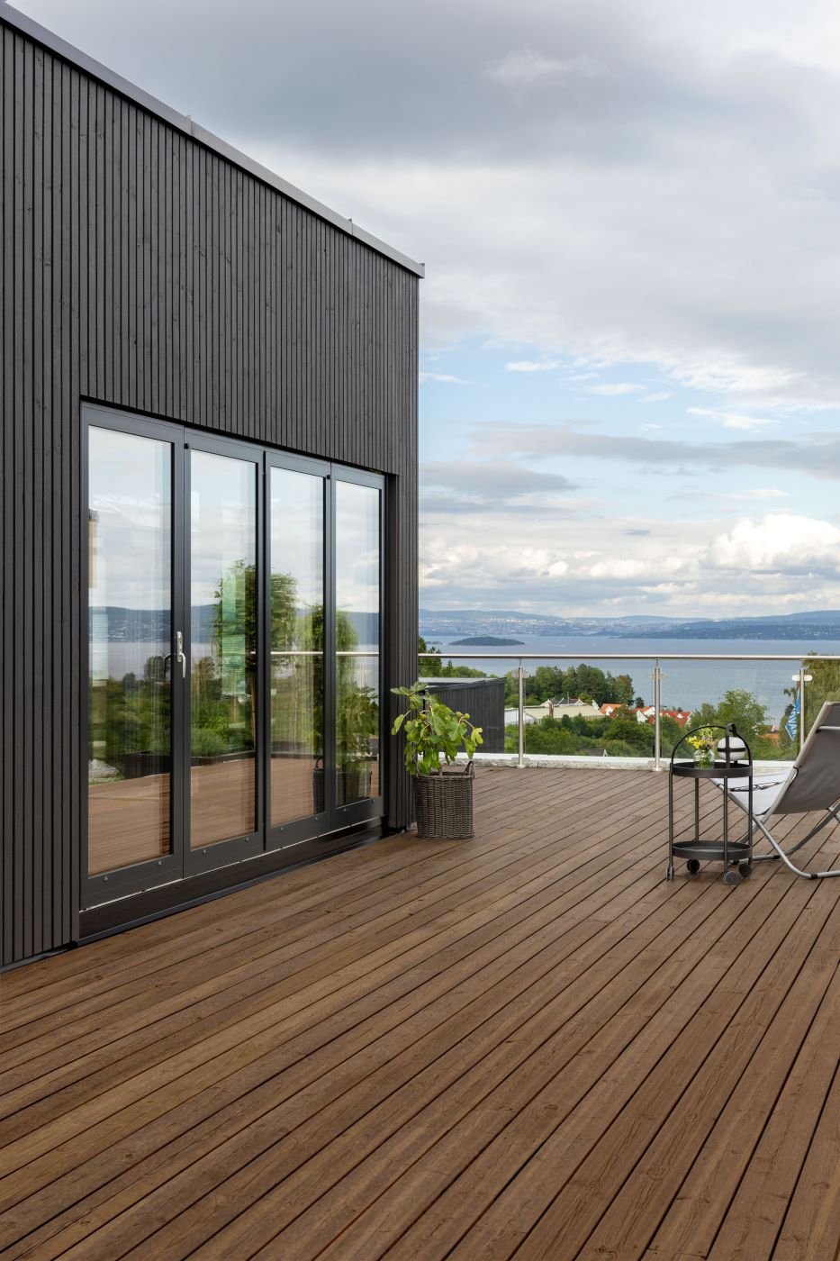 JOTUN_Trebitt_terrassebeis_Terrassebrun JOTUN_Trebitt_terrassebeis_Terrassebrun