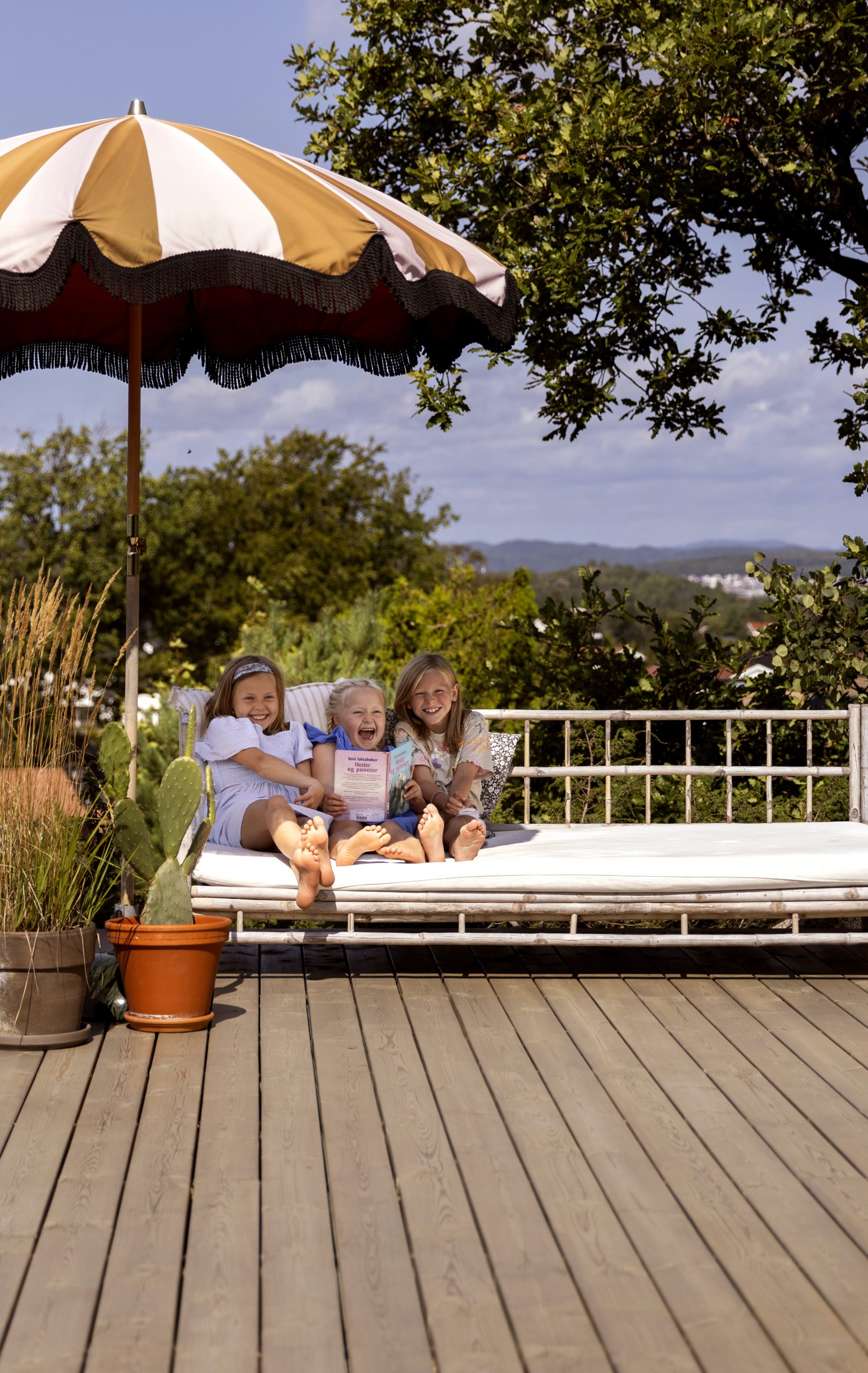 Jotun Terrasse beis
August 2024
Photo: nordsveenfoto.no Jotun Terrasse beis
August 2024
Photo: nordsveenfoto.no